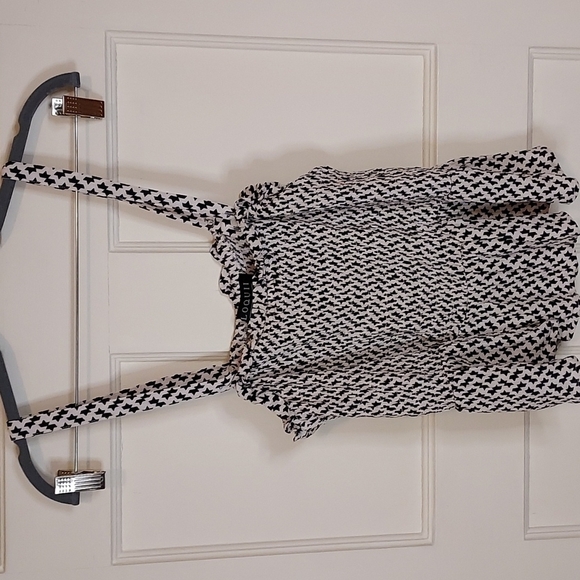 Eloquii Printed Smocked Top - Picture 8 of 9